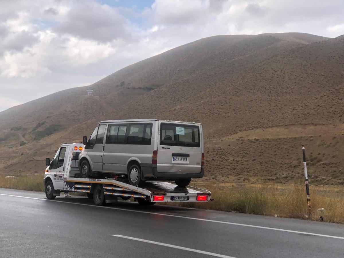 Hafif ticari aracın karayolunda nakli